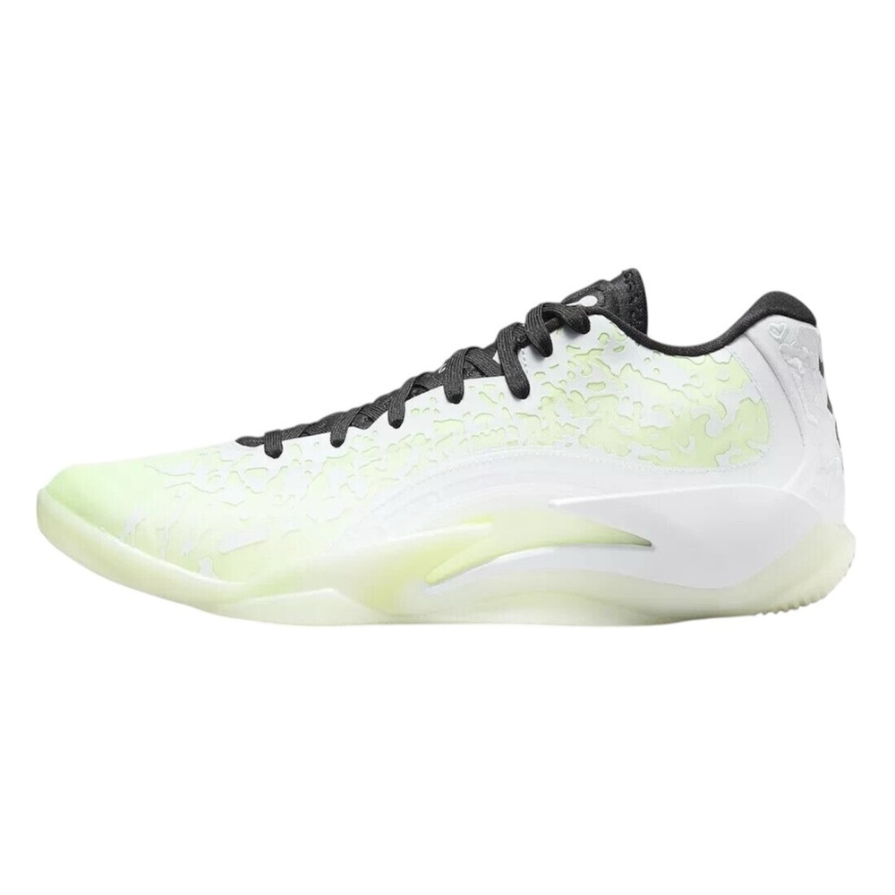 Jordan Zion 3 Basketball Shoes - Picture 2 of 8